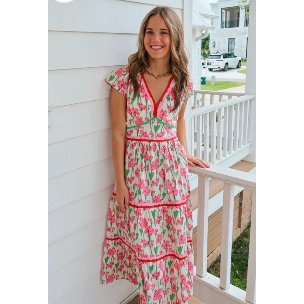 She + Sky Pink Floral Tiered Midi Dress Cap Sleeve Smocked Waist Small NEW